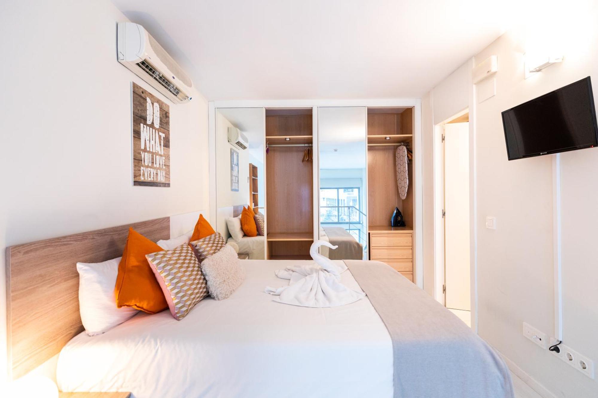 Oshun Sanchinarro Apartment Мадрид Екстериор снимка